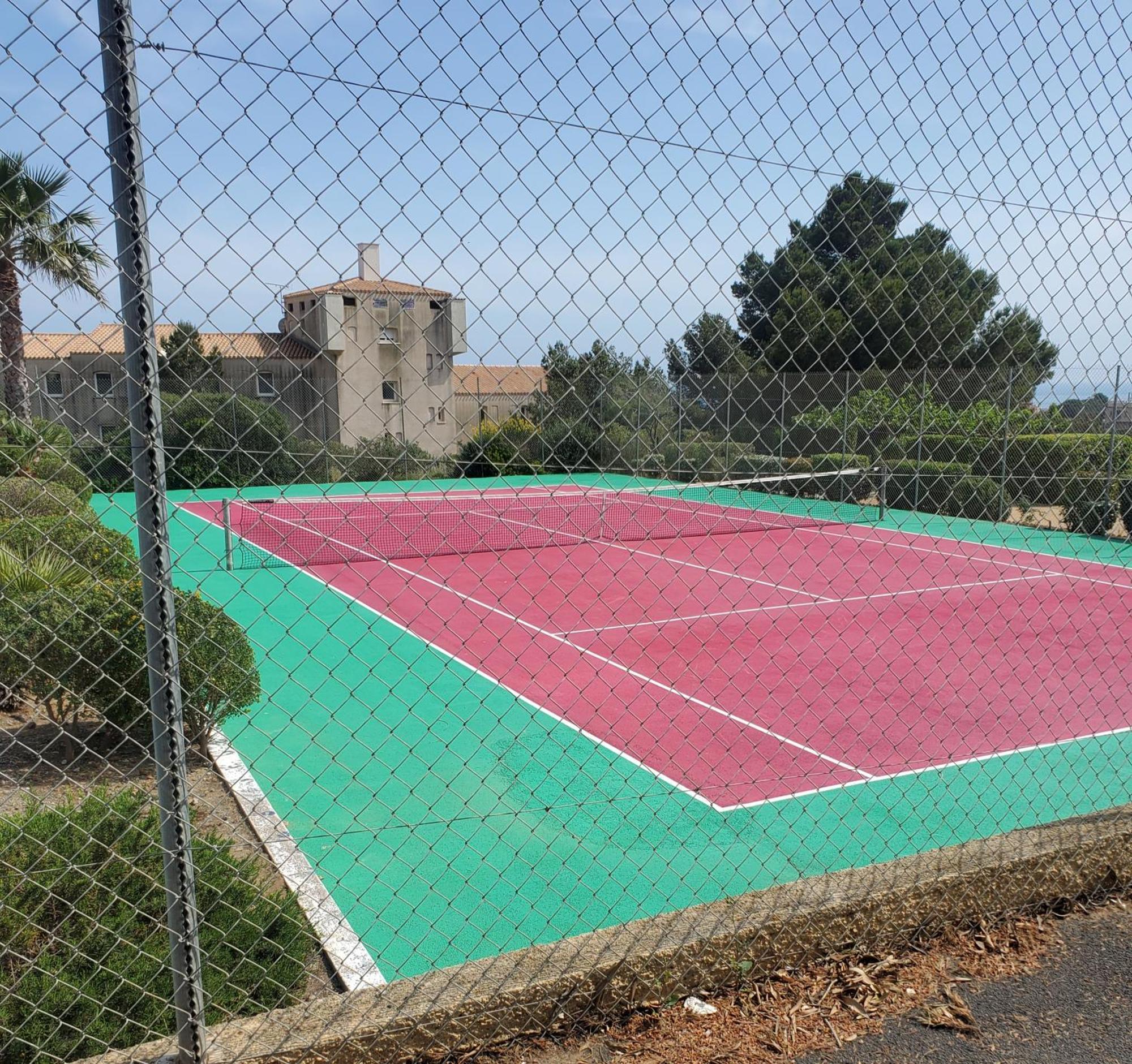 Appt 2 Ou 4 Personnes Avec Piscine, Tennis Et Parking Prive فلوري المظهر الخارجي الصورة